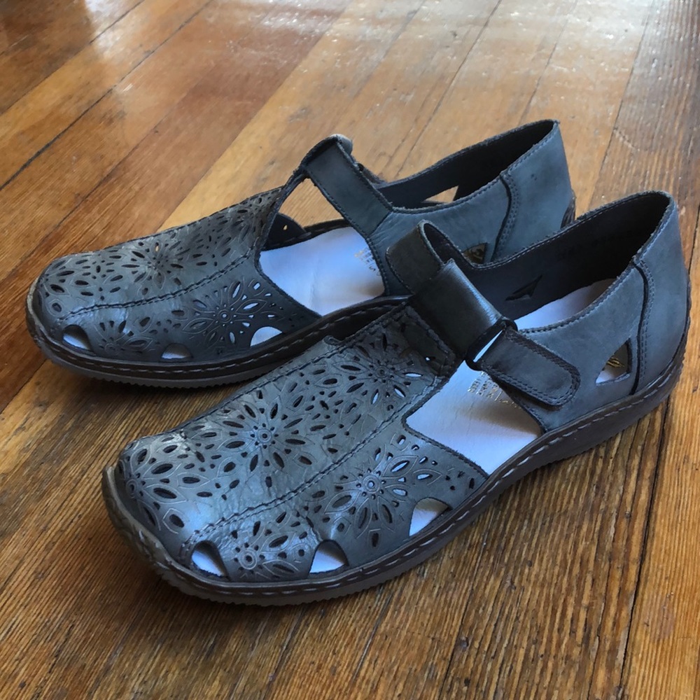 Rieker casual shoes womens 7 (EUR 38)